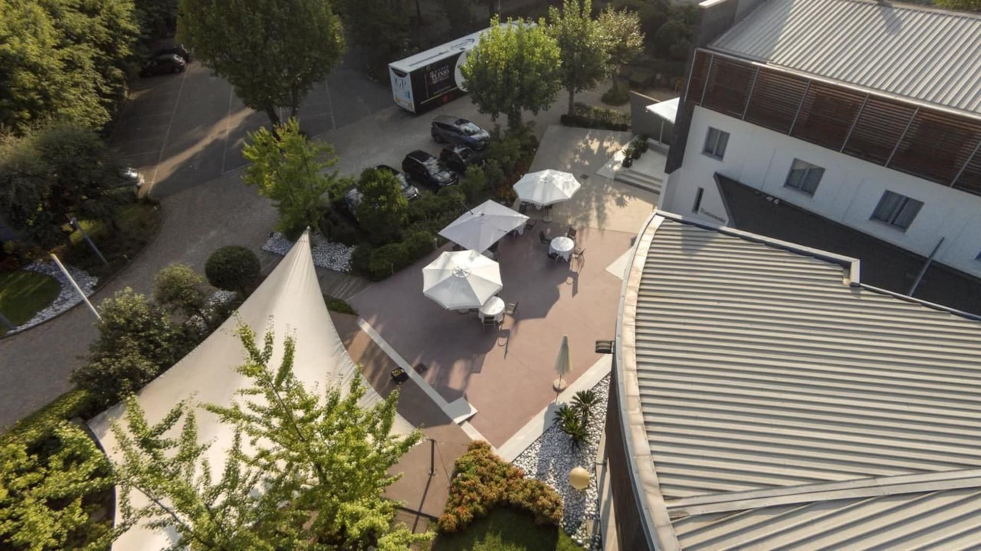 Inverigo Hotel Exteriör bild